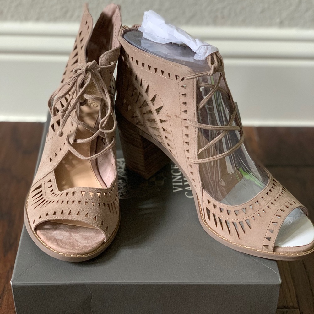 *new* Vince Camuto block heel sandal